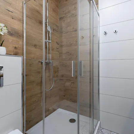 Z Tarasem By Renters * שצ'צ'ין