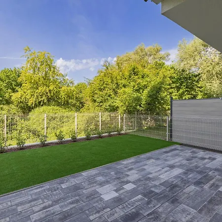 Z Tarasem By Renters *